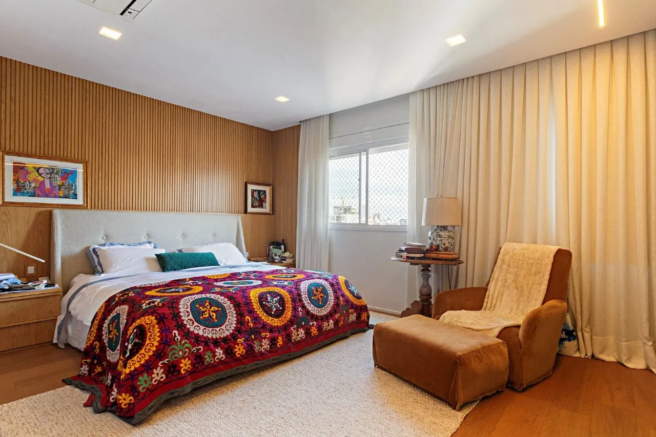 Cobertura duplex com piscina e vista livre no Itaim Bibi – CO0434