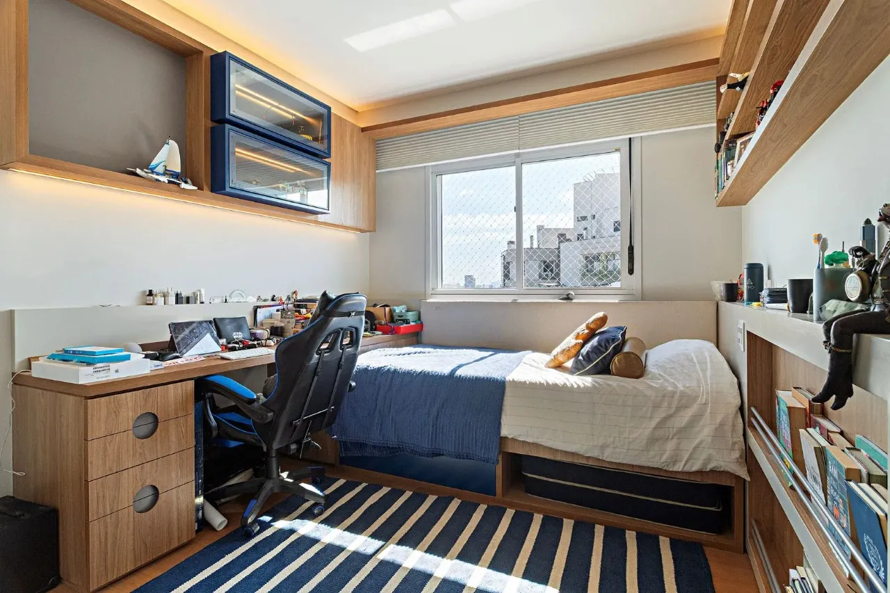 Cobertura duplex com piscina e vista livre no Itaim Bibi. – CO0434